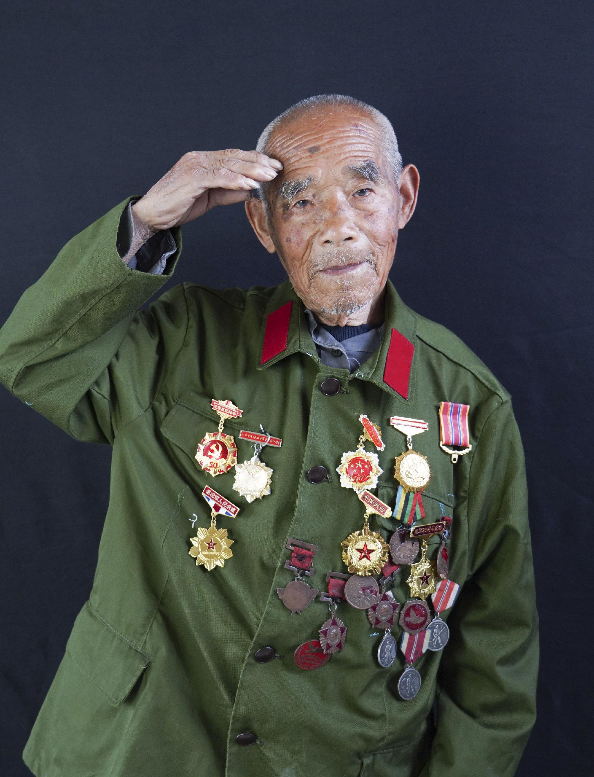 浴血荣光丨致敬抗战老战士郭振江