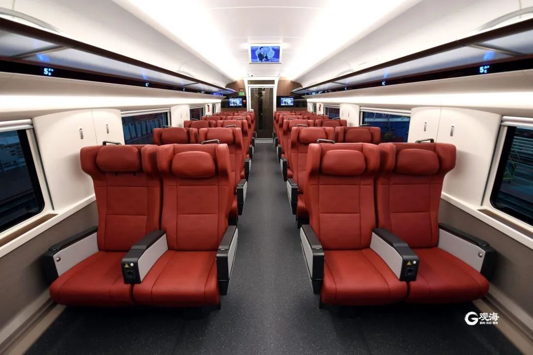 雅万高铁高速动车组一等座椅