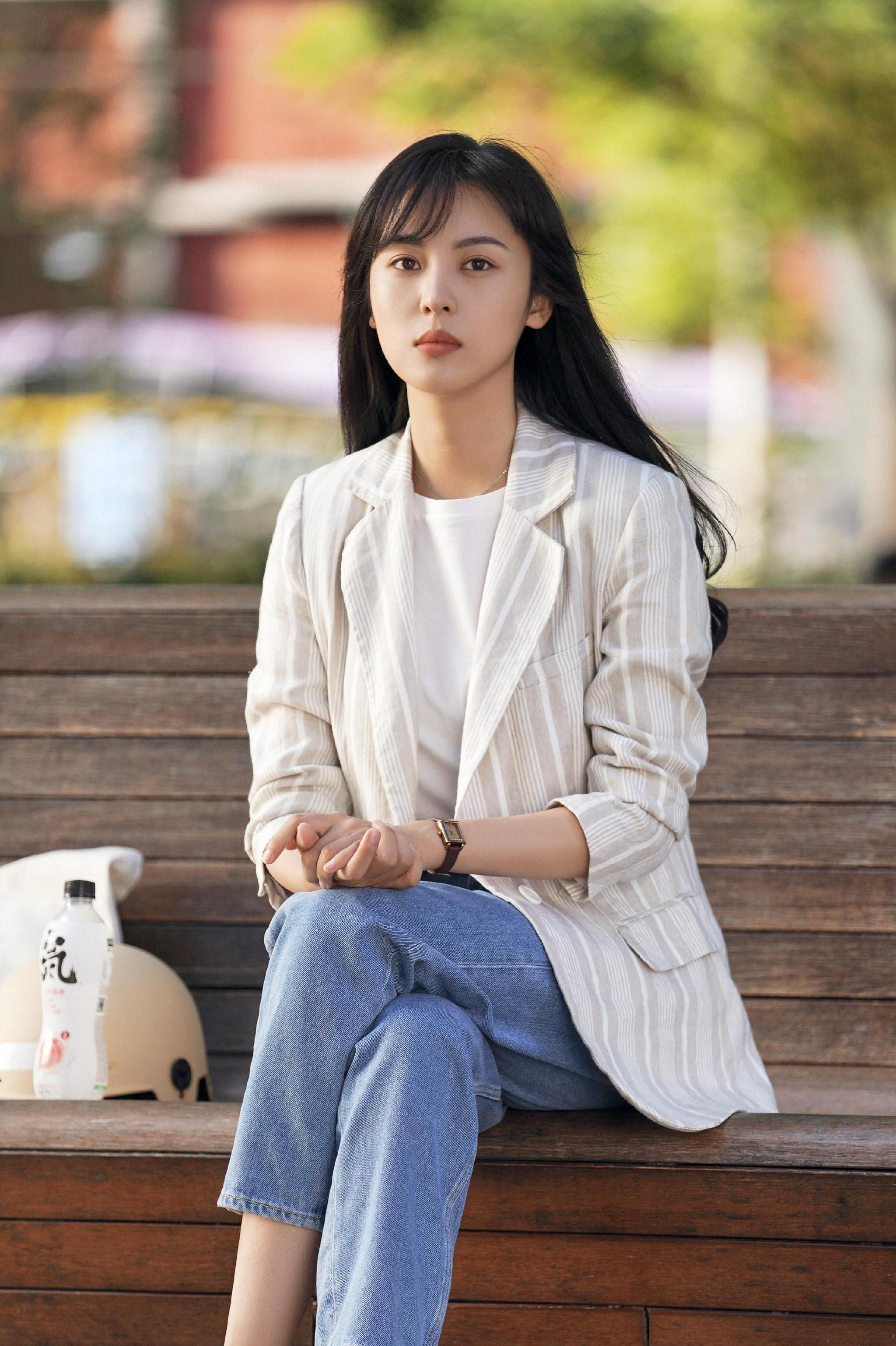 剧中,和张歆艺,陈数,马苏三位女演员在一起演对手戏,也让周放感到很