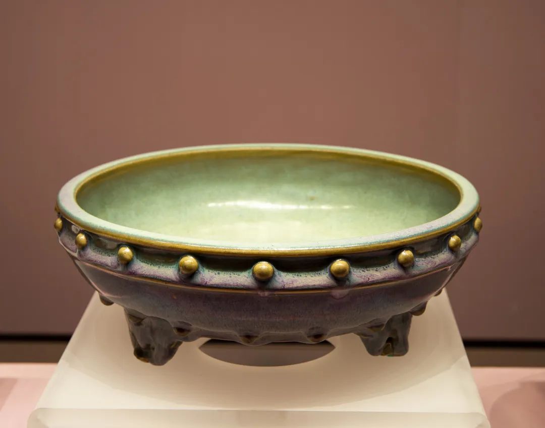 五大名窑首次汇聚蓉城,"空明流光"展宋瓷珍品|瓷器_新浪财经_新浪网