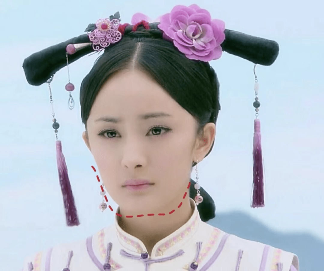 娱乐圈最令人窒息的“一刀削骨脸”,从杨幂到鞠婧祎,崩得没法看_脸型_脸蛋_感觉|脸型|鞠婧祎|杨幂_新浪新闻