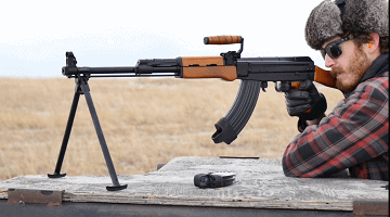 简单的武器往往才是实战的霸主:解放军最优秀的自研轻机枪81式