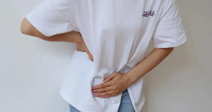 女生下面流褐色分泌物是怎么回事 孕期褐色粘稠分泌物怎么办