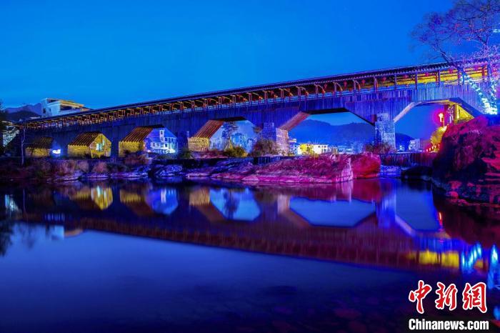 万安桥，摄于2018年4月。　缪福森 摄
