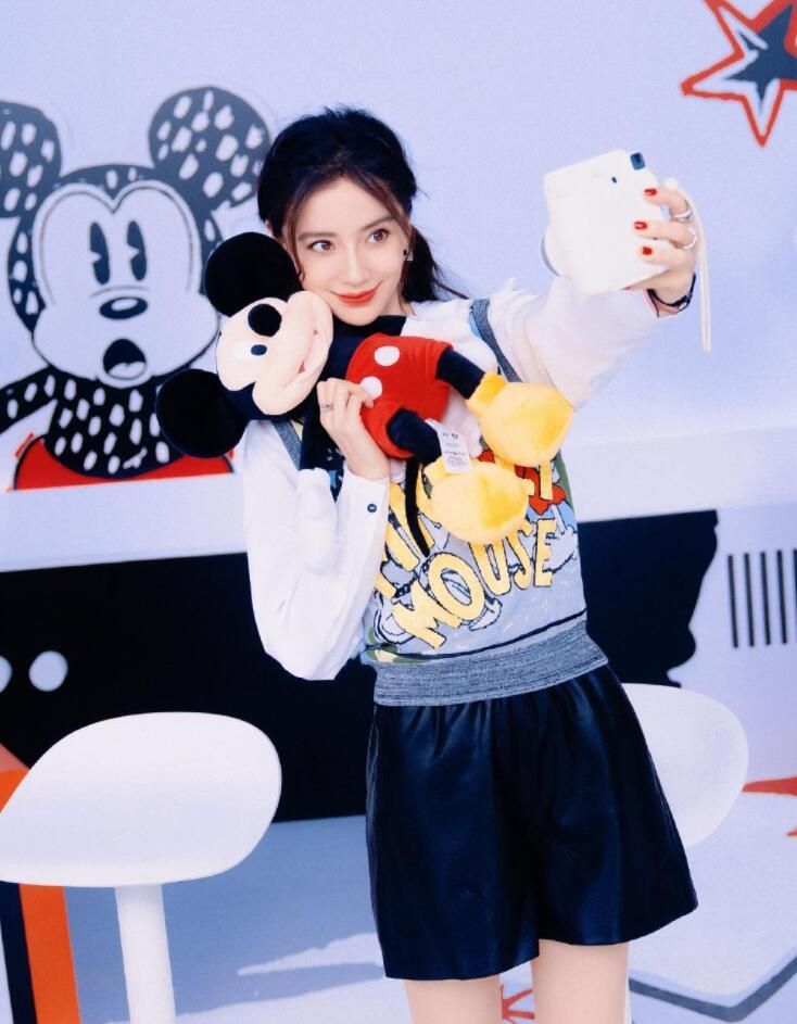 angelababy可爱甜美美照,可爱的小琼鼻真迷人