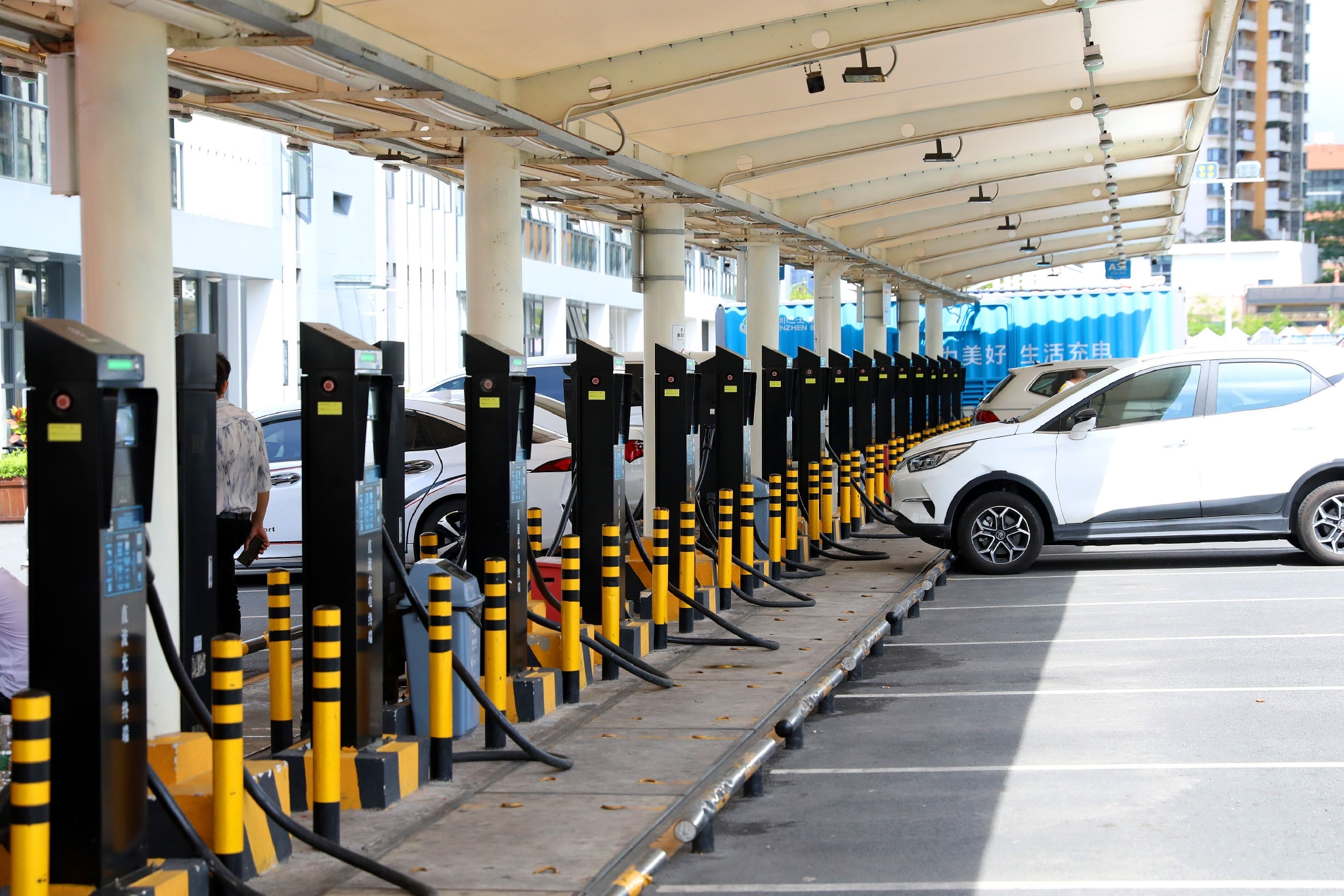 预计到2025年后,国内充电桩产业将进入"成熟期".图/ic photo