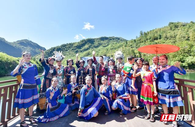 唱桑植民歌 会四海宾朋“张家界顶踏歌行”网络主题宣传活动暨第二届武陵山片区山歌王争霸赛桑植站开幕休闲区蓝鸢梦想 - Www.slyday.coM