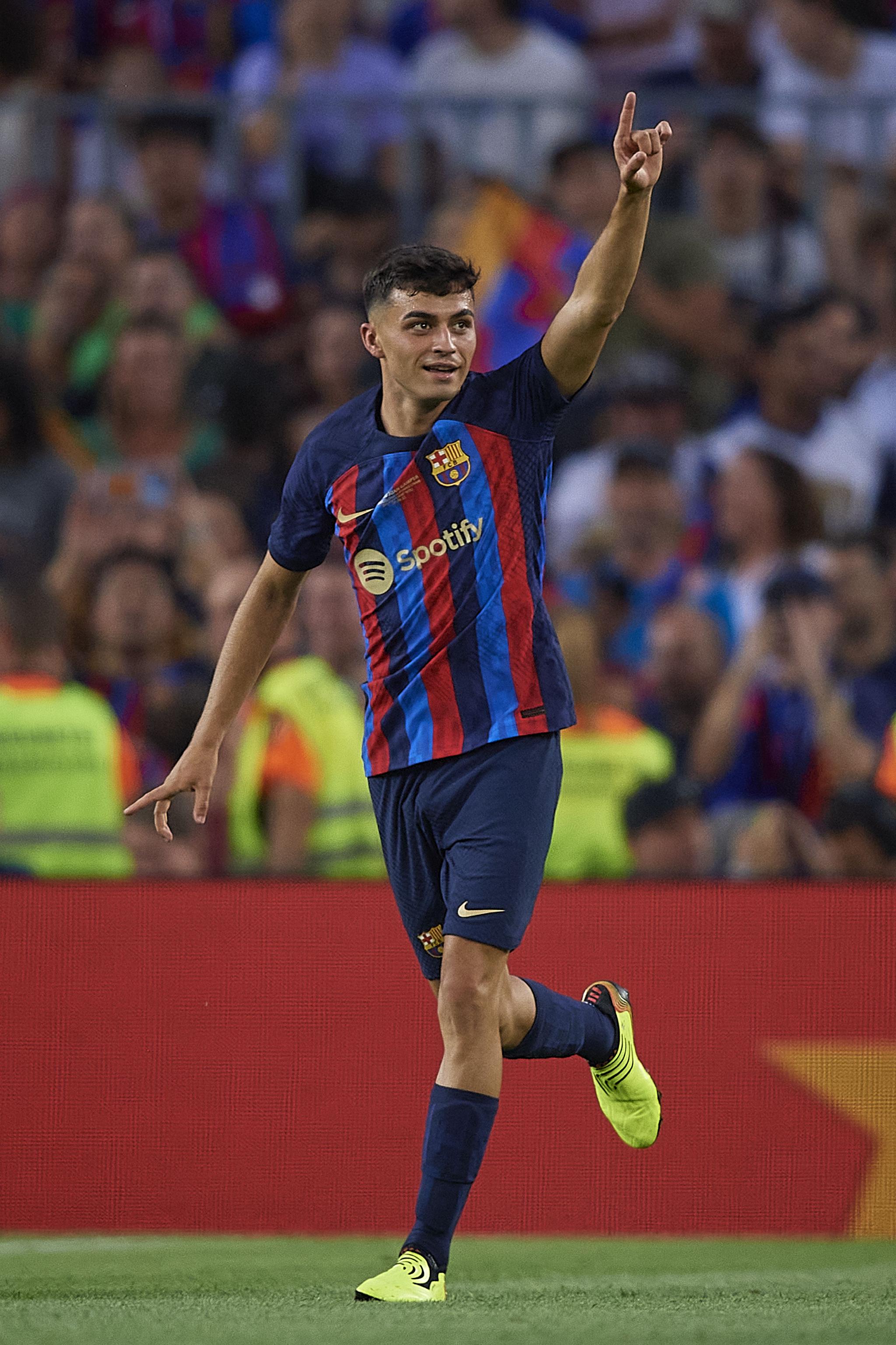 足球甘伯杯巴塞罗那夺冠