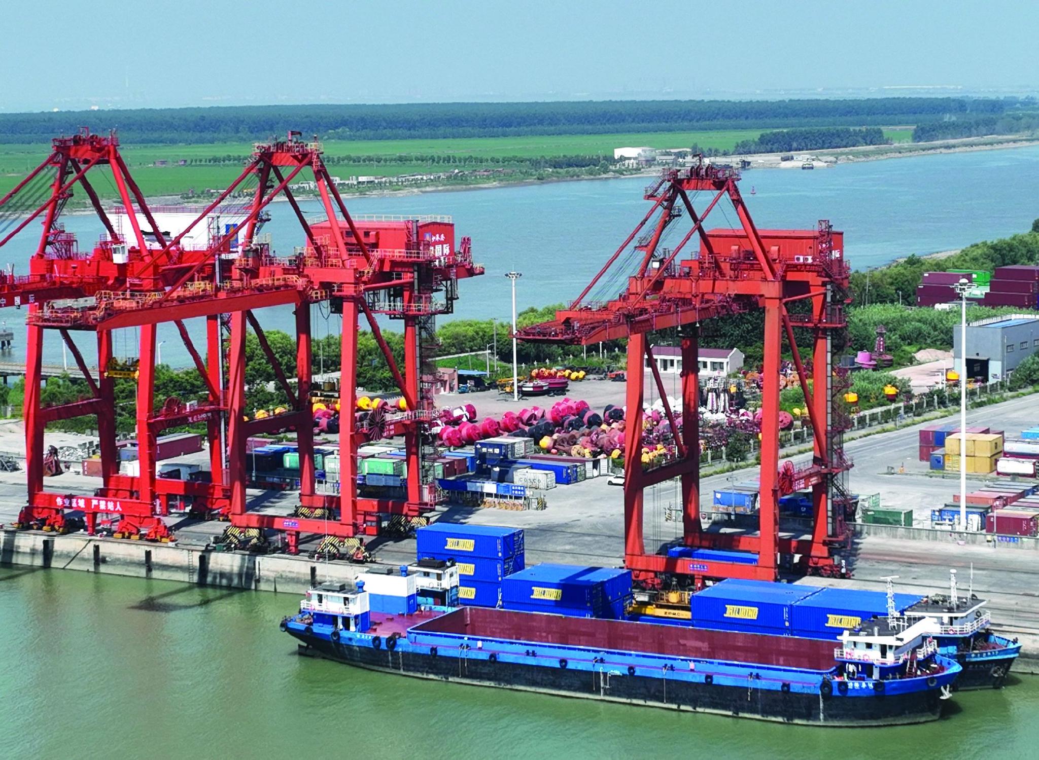 江苏如皋港7月集装箱吞吐量同比增长45.28%|集装箱_新浪财经_新浪网
