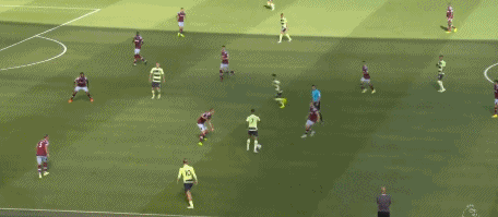 哈兰德造点，自己主罚命中。