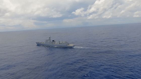 深海猎鲨！直击东部战区8日实战化联合演训休闲区蓝鸢梦想 - Www.slyday.coM