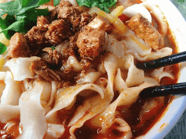 山西刀削面火遍台湾省!快来面食之乡山西,品地道面食,赏人间美味|面食|刀削面|蔬菜_新浪新闻