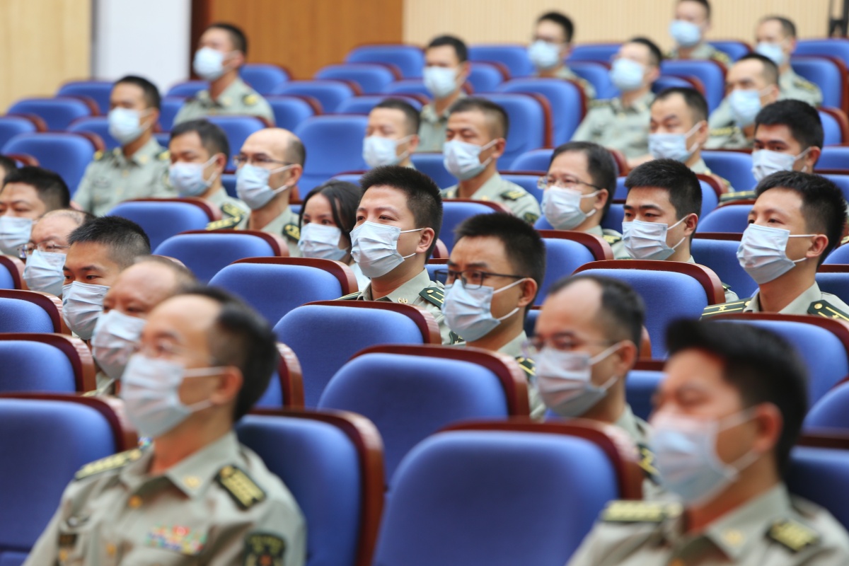 南部战区陆军召开向“八一勋章”获得者杜富国学习动员大会休闲区蓝鸢梦想 - Www.slyday.coM