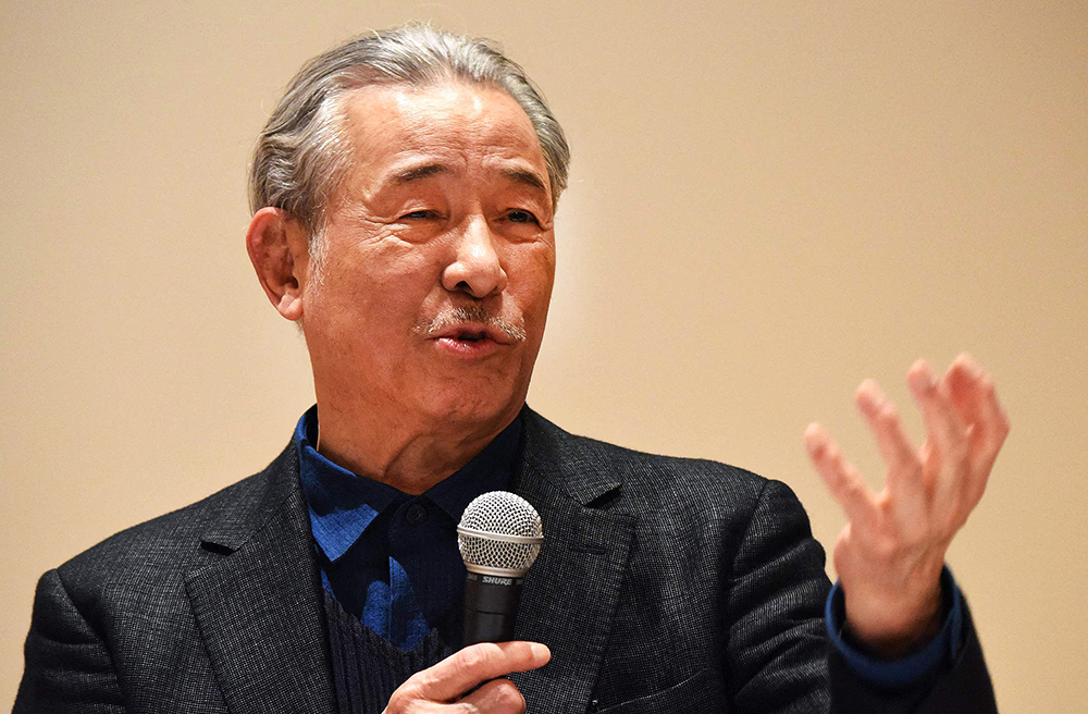 【图集】"永不过时的褶皱":著名服装设计师三宅一生去世|三宅一生