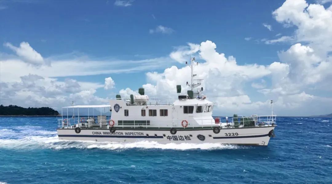 218b型边检巡逻艇来源:中国水运网责编:尹宇龙审核:洪波