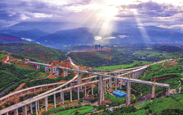 东盟特快货运列车试跑,未来中国和马来西亚的铁路贸易即将成真__财经