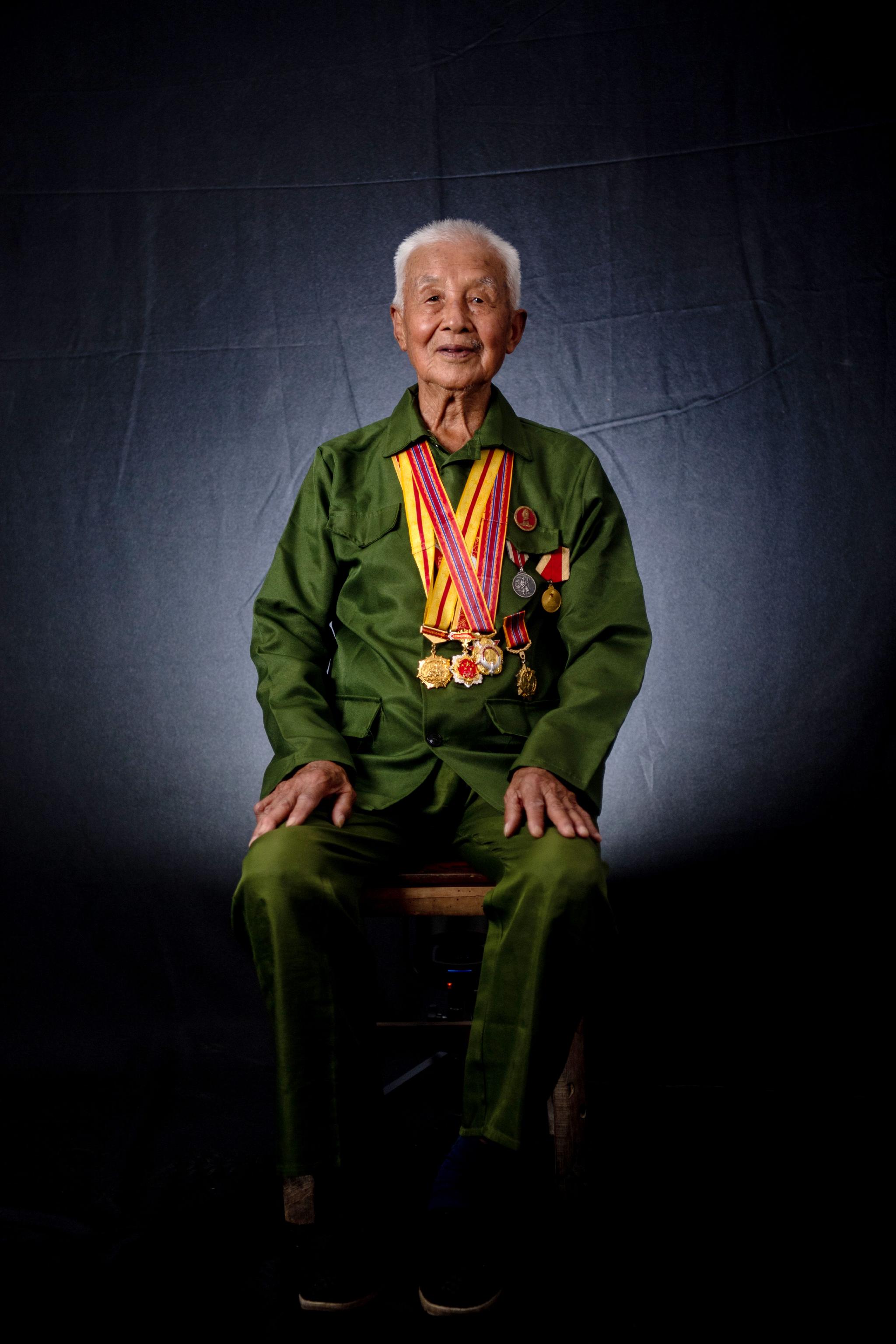 浴血荣光丨致敬抗战老战士陈乔