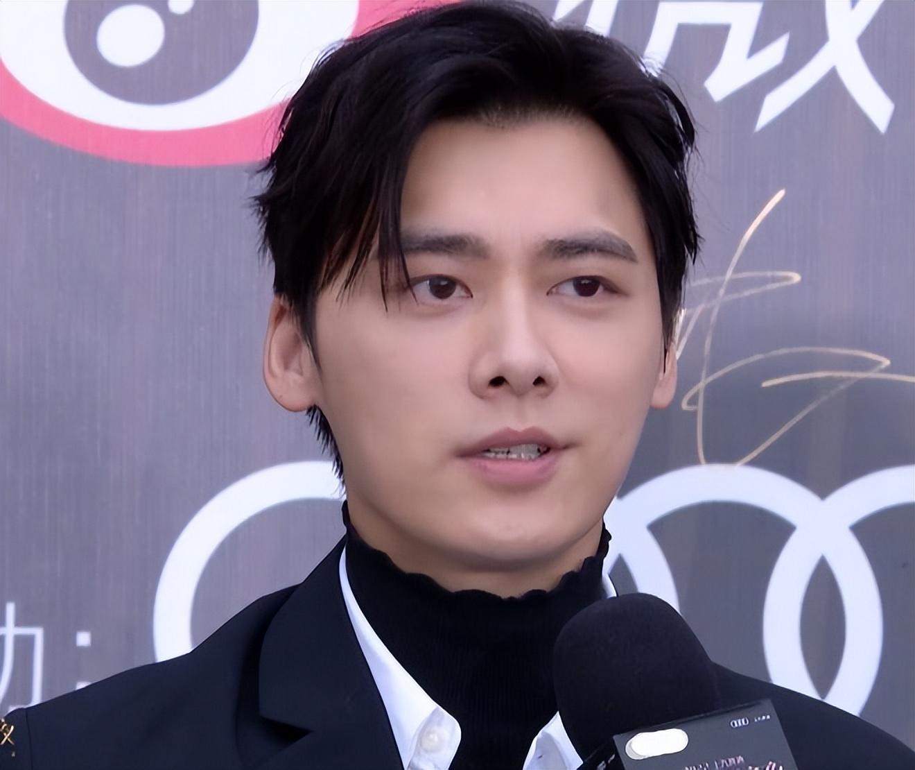 电影之夜红毯生图:刘亦菲高定裙发福,李冰冰状态佳,王一博帅气休闲区蓝鸢梦想 - Www.slyday.coM 电影之夜红毯生图:刘亦菲高定裙发福,李冰冰状态佳,王一博帅气休闲区蓝鸢梦想 - Www.slyday.coM