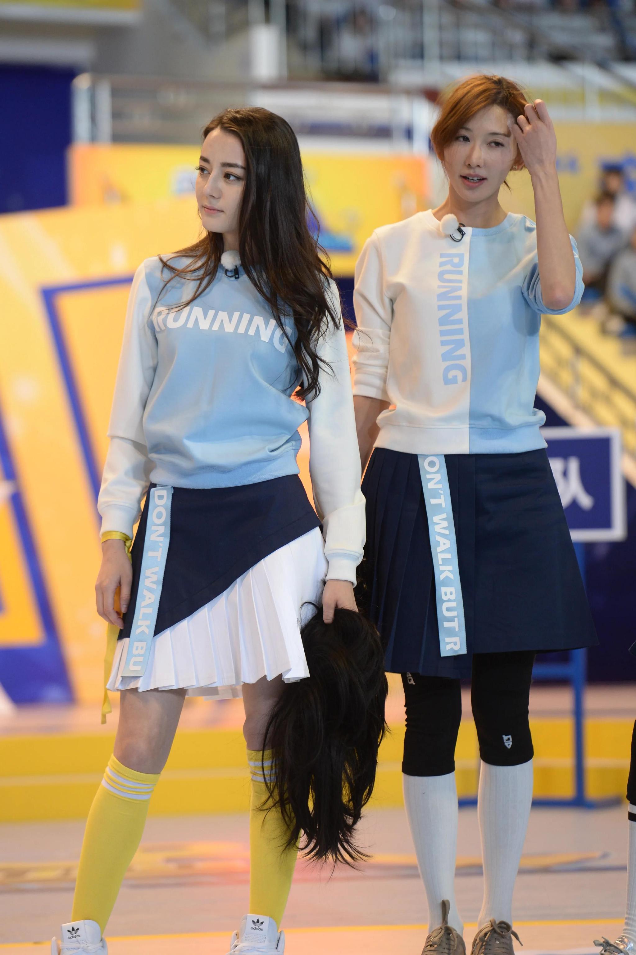 娜扎和林志玲同样也是节目里出现的高颜值女星.