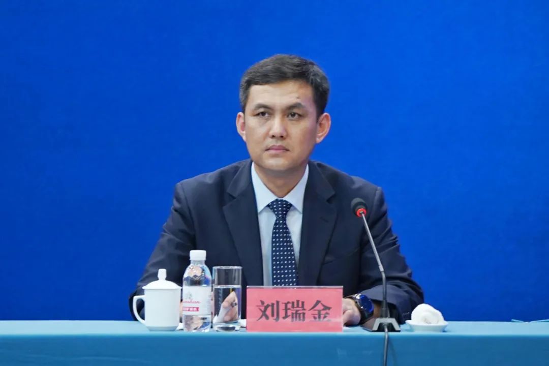 答记者问|构建"有尺度,有速度,有温度"服务模式 推