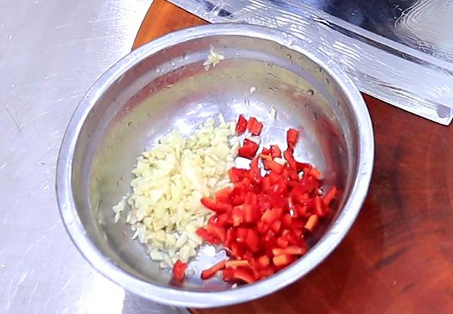 立秋过后，是孩子长高“黄金期”，常吃这6道蒸菜，营养足长得快休闲区蓝鸢梦想 - Www.slyday.coM