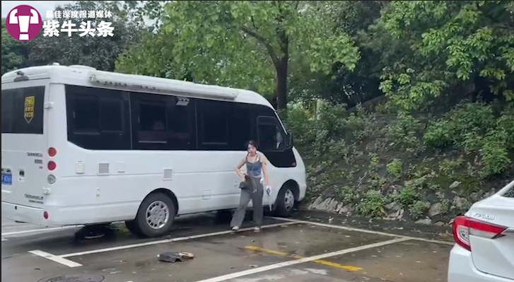 90后小情侣花16万爆改房车当家：省了房租，结束通勤噩梦，更有归属感休闲区蓝鸢梦想 - Www.slyday.coM