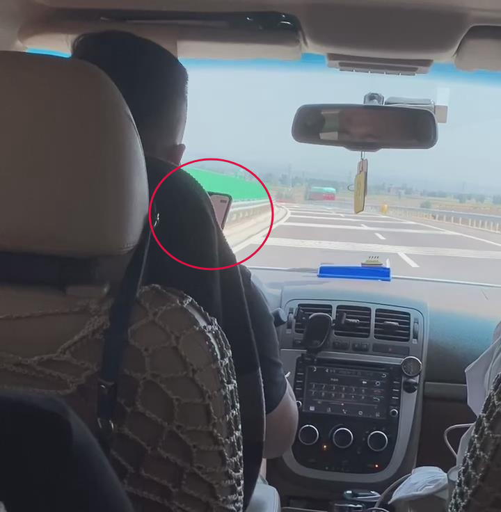 遭遇固原女大学生坐黑车回家司机的这个行为让她后怕