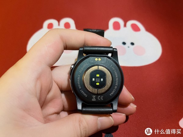 男人不能对自己太抠了，都应该为自己买一块高档次的智能手表！休闲区蓝鸢梦想 - Www.slyday.coM