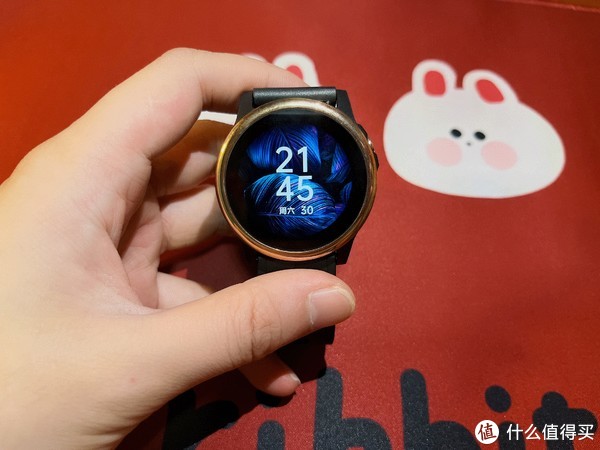 男人不能对自己太抠了，都应该为自己买一块高档次的智能手表！休闲区蓝鸢梦想 - Www.slyday.coM