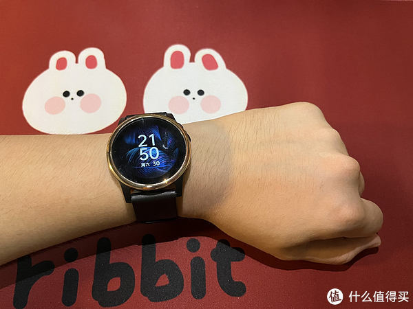 男人不能对自己太抠了，都应该为自己买一块高档次的智能手表！休闲区蓝鸢梦想 - Www.slyday.coM