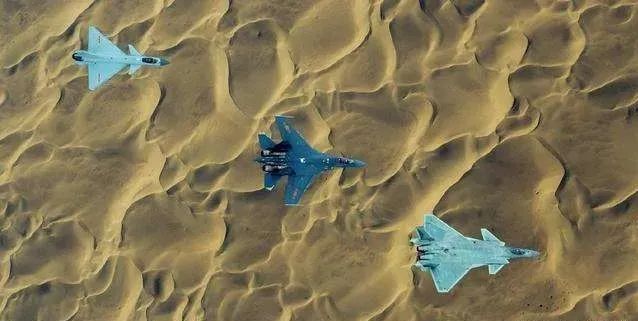 谁才是歼20的最佳“搭档”？休闲区蓝鸢梦想 - Www.slyday.coM