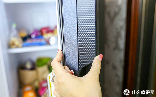 “内卷”之王？这价格真香，不足3000元的双开门、大容量、一级能效冰箱，云米AI冰箱Smart Y冰箱测评休闲区蓝鸢梦想 - Www.slyday.coM