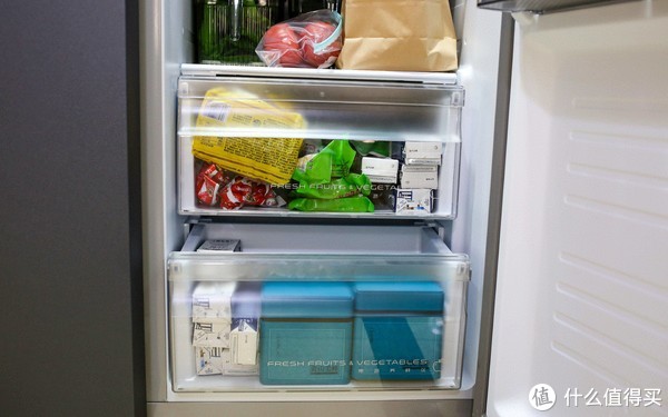 “内卷”之王？这价格真香，不足3000元的双开门、大容量、一级能效冰箱，云米AI冰箱Smart Y冰箱测评休闲区蓝鸢梦想 - Www.slyday.coM
