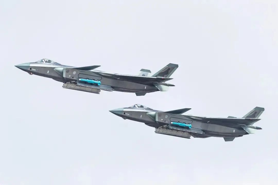 谁才是歼20的最佳“搭档”？休闲区蓝鸢梦想 - Www.slyday.coM