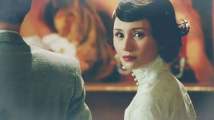 她的清醒，内娱最缺休闲区蓝鸢梦想 - Www.slyday.coM