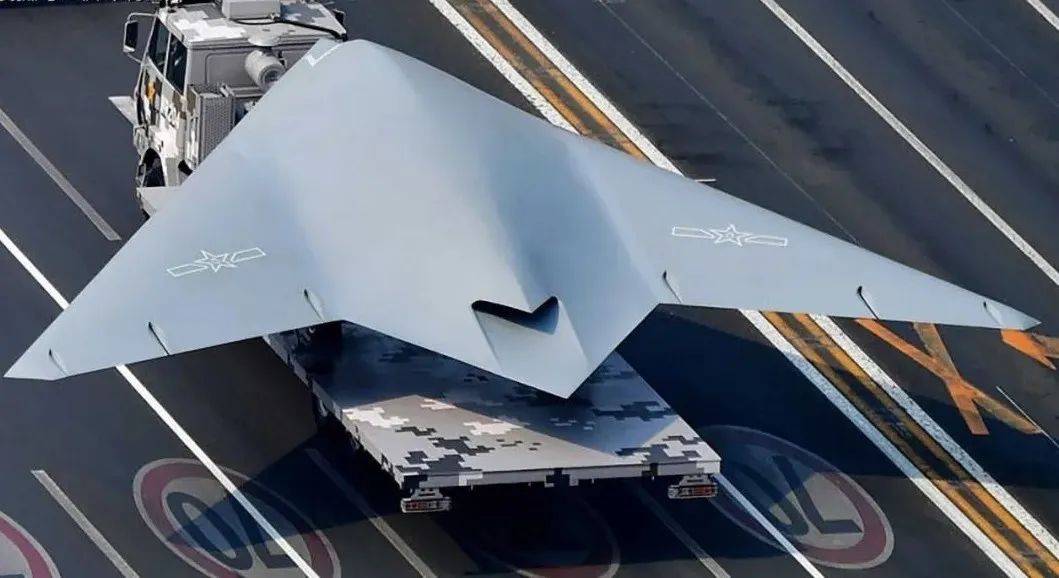 谁才是歼20的最佳“搭档”？休闲区蓝鸢梦想 - Www.slyday.coM