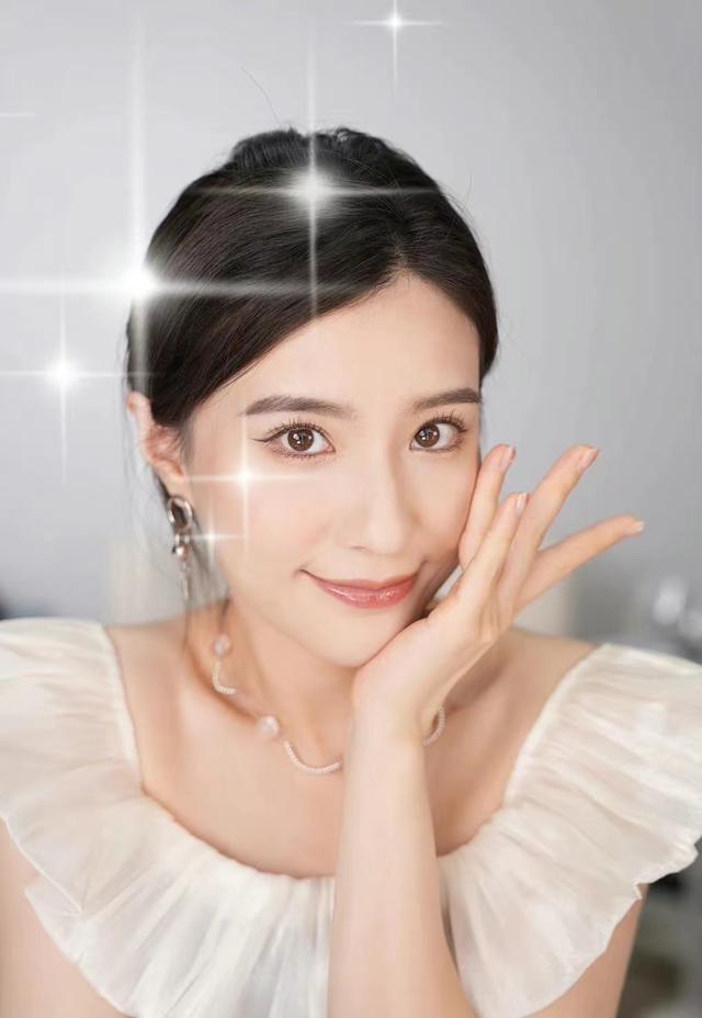 鲍天琦怀二胎#,#鲍天琦结婚#,#赵丽颖闺蜜#作者:桃桃罐头责编:小稚浇