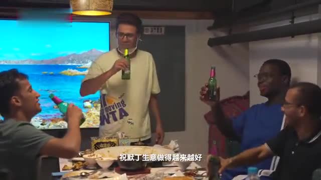 也门小伙默。悍芏钒布以谥泄