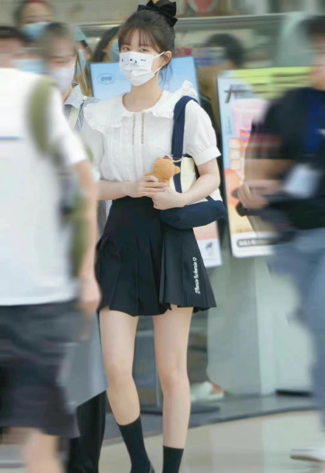 《星汉灿烂》热播,赵露思3部新剧就吸睛,《偷偷藏不住》路透美休闲区蓝鸢梦想 - Www.slyday.coM 《星汉灿烂》热播,赵露思3部新剧就吸睛,《偷偷藏不住》路透美休闲区蓝鸢梦想 - Www.slyday.coM