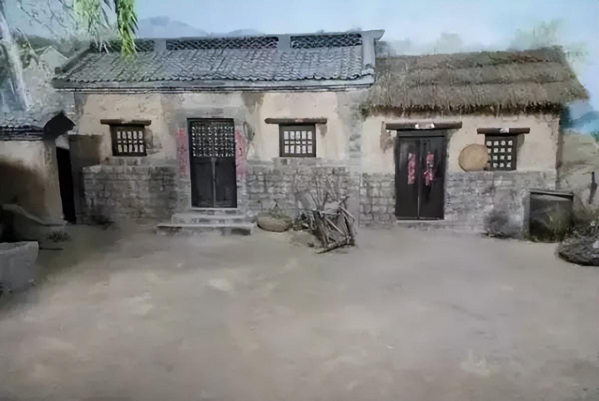 老房子13张老照片还原80年代农村一个幸福家庭的真实写照,看哭了,经历