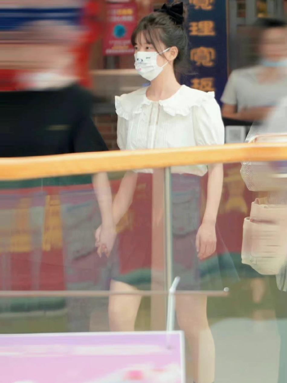 《偷偷藏不住》流出,赵露思陈哲远露面,网友热议休闲区蓝鸢梦想 - Www.slyday.coM 《偷偷藏不住》流出,赵露思陈哲远露面,网友热议休闲区蓝鸢梦想 - Www.slyday.coM