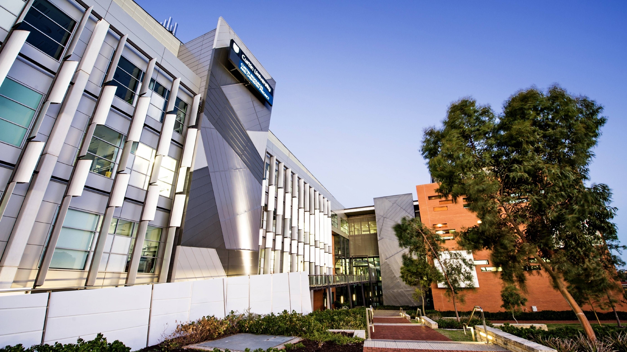 科廷大学|大学|澳洲_新浪新闻