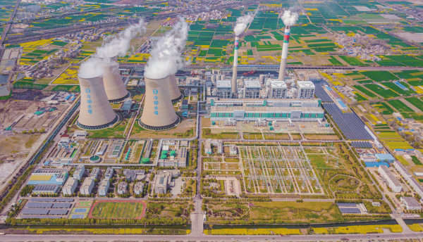 安徽淮南-淮浙煤电(电力)凤台发电分公司厂区全景.王蒙 摄