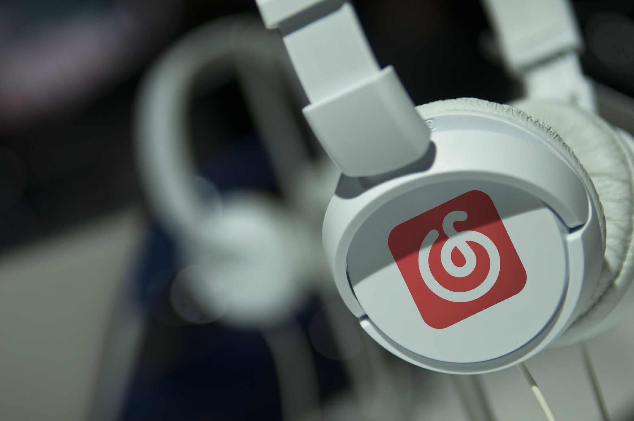 网易云音乐2022年上半年营收426亿元净亏损22亿元注册独立音乐人529万