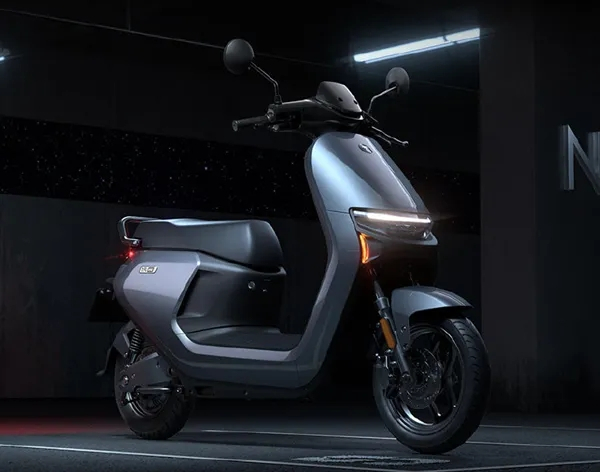 曝九号电动车需交智能服务费-新浪汽车