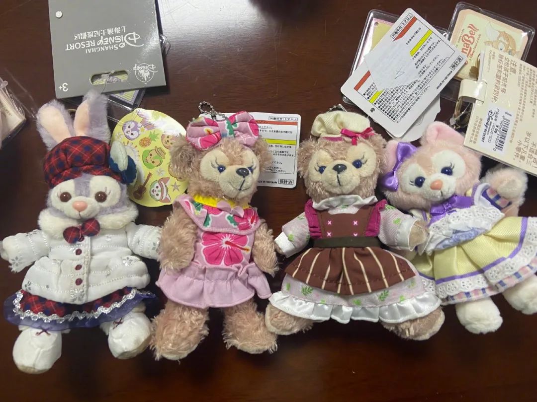 玲娜贝儿打2折？ 只要42元？上海民警冲入直播间抓走霸榜带货大V！休闲区蓝鸢梦想 - Www.slyday.coM