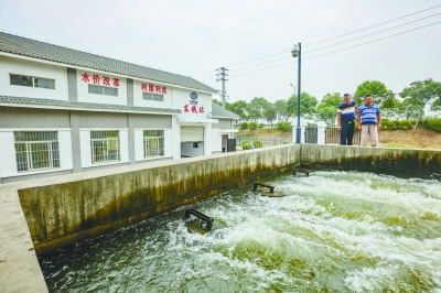 南京:泵站提水力保农田灌溉|南京市_新浪新闻
