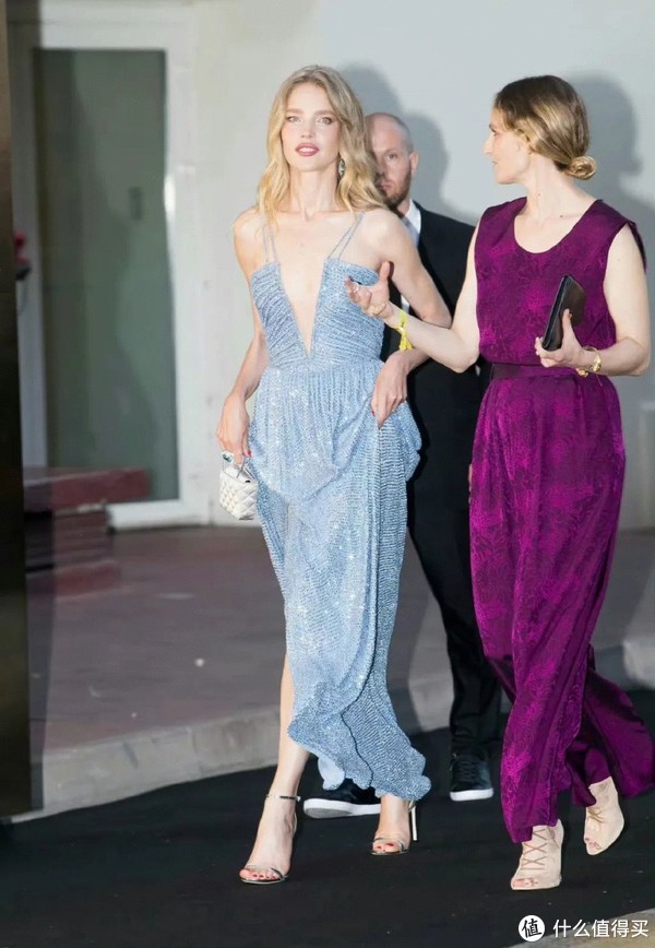 她才是真正的 顶级名媛 ！红毯生图艳压所有女明星休闲区蓝鸢梦想 - Www.slyday.coM