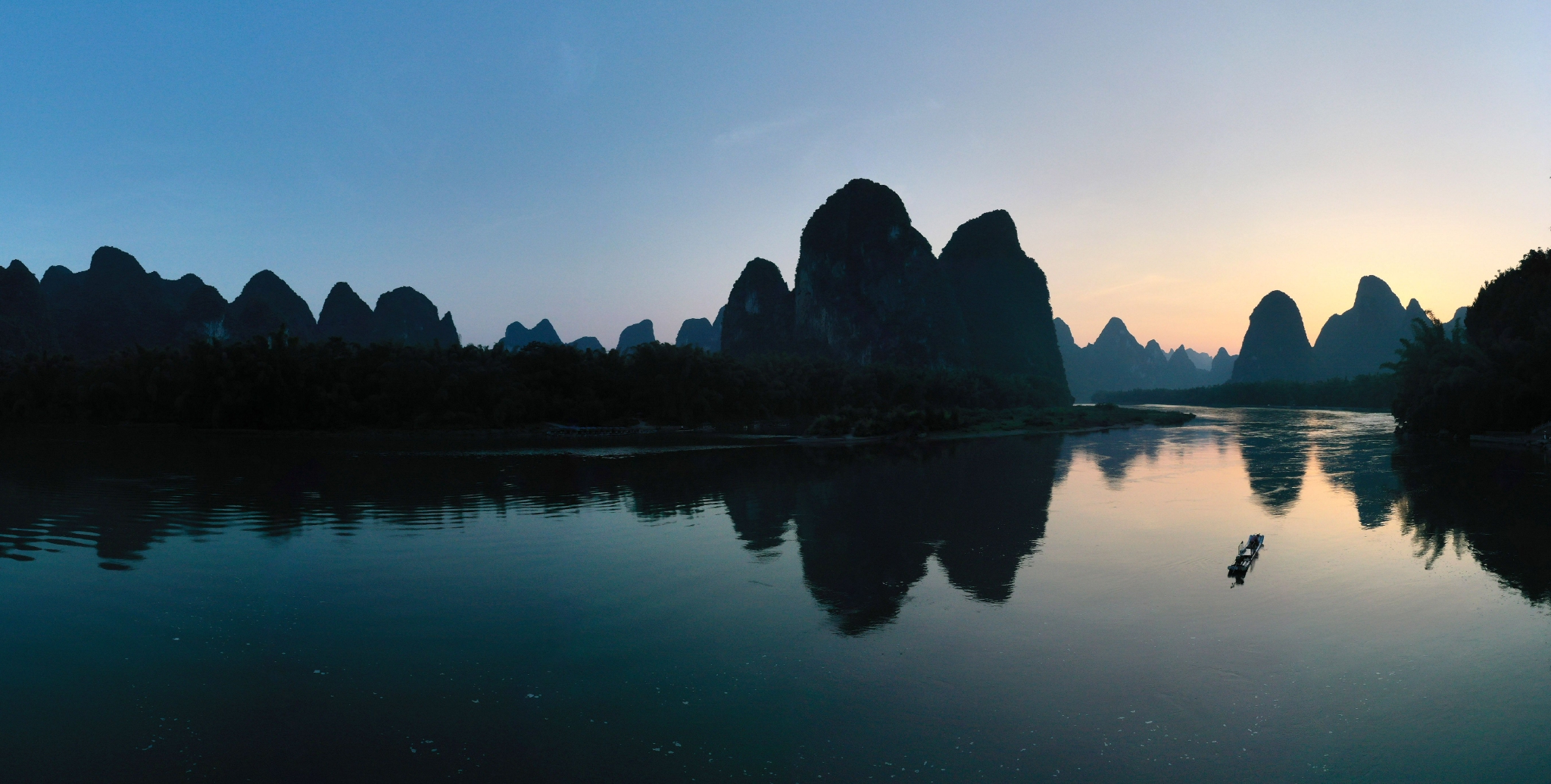 新华社记者周华摄广西桂林市阳朔县葡萄镇陵陂村位于漓江风景名胜区内