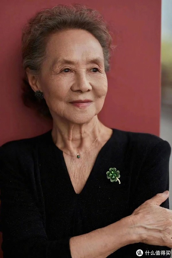 她才是真正的 顶级名媛 ！红毯生图艳压所有女明星休闲区蓝鸢梦想 - Www.slyday.coM